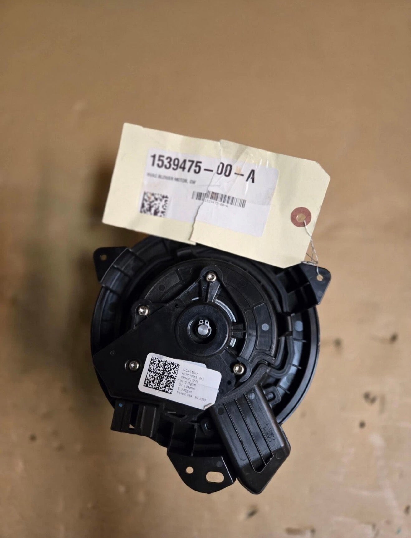 NEW OEM Tesla Model 3 19-23 HVAC Blower Motor 1539475-00-A