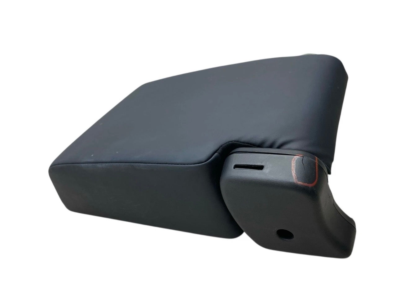 20-2025 MITSUBISHI OUTLANDER REAR CENTER UPPER SEAT CUSHION FOLDING CUP HOLDER