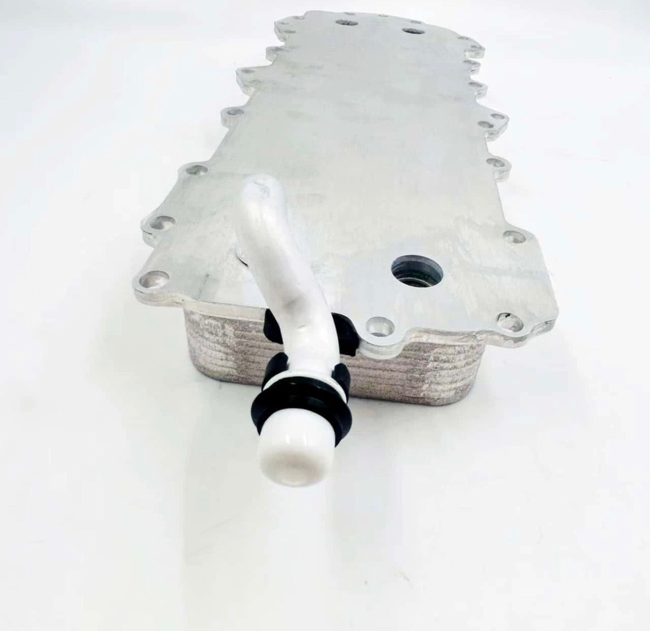 OEM Engine Oil Cooler For Land Rover Discovery Jaguar 3.0L LR010754