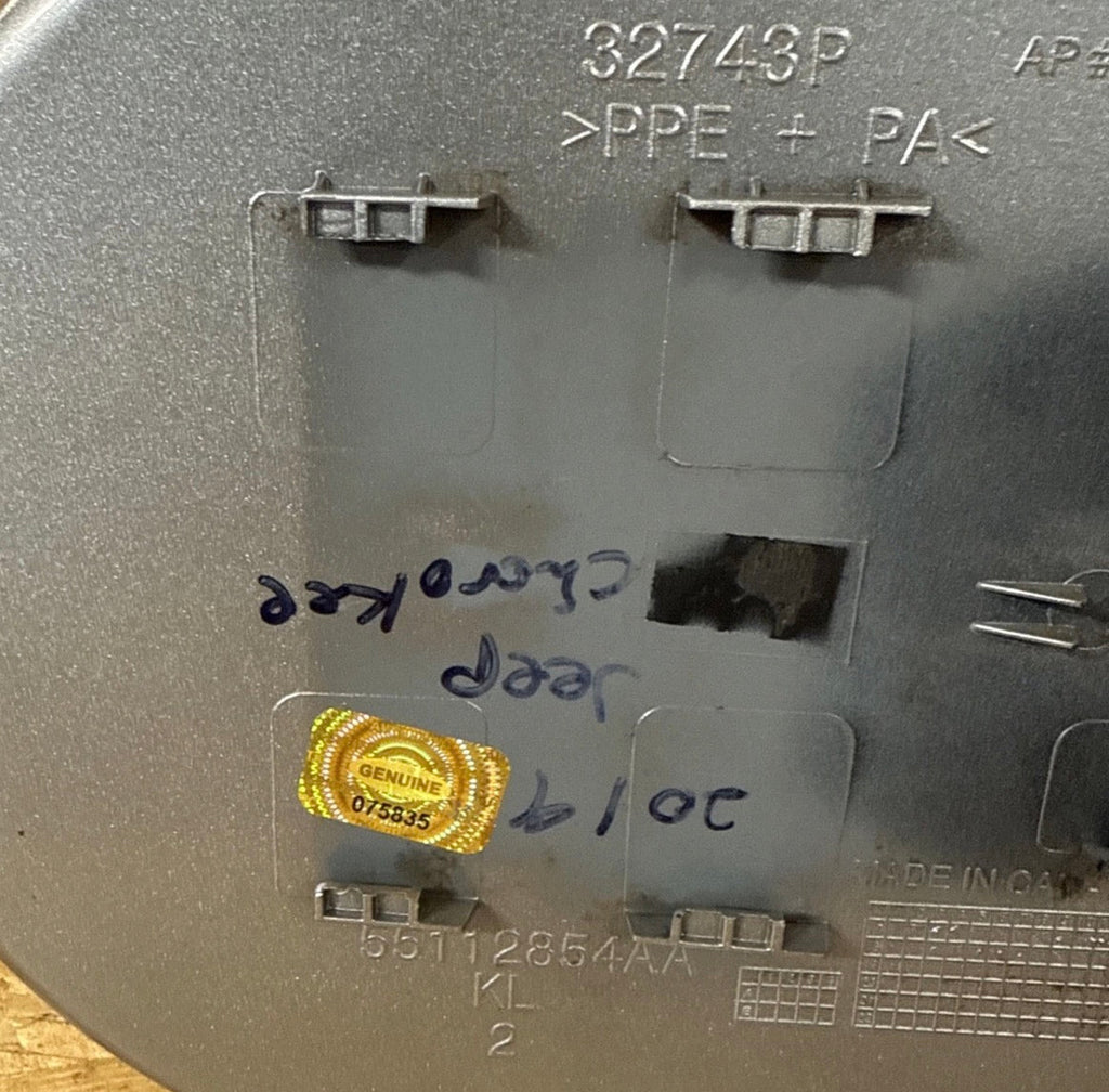 2019-2022 JEEP CHEROKEE FUEL FILLER DOOR COVER 55112854AA Silver