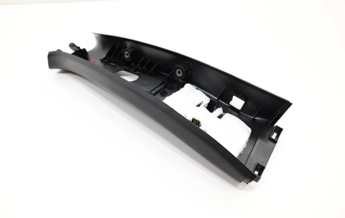 2017-2025 CHRYSLER PACIFICA LEFT B PILLAR UPPER TRIM COVER