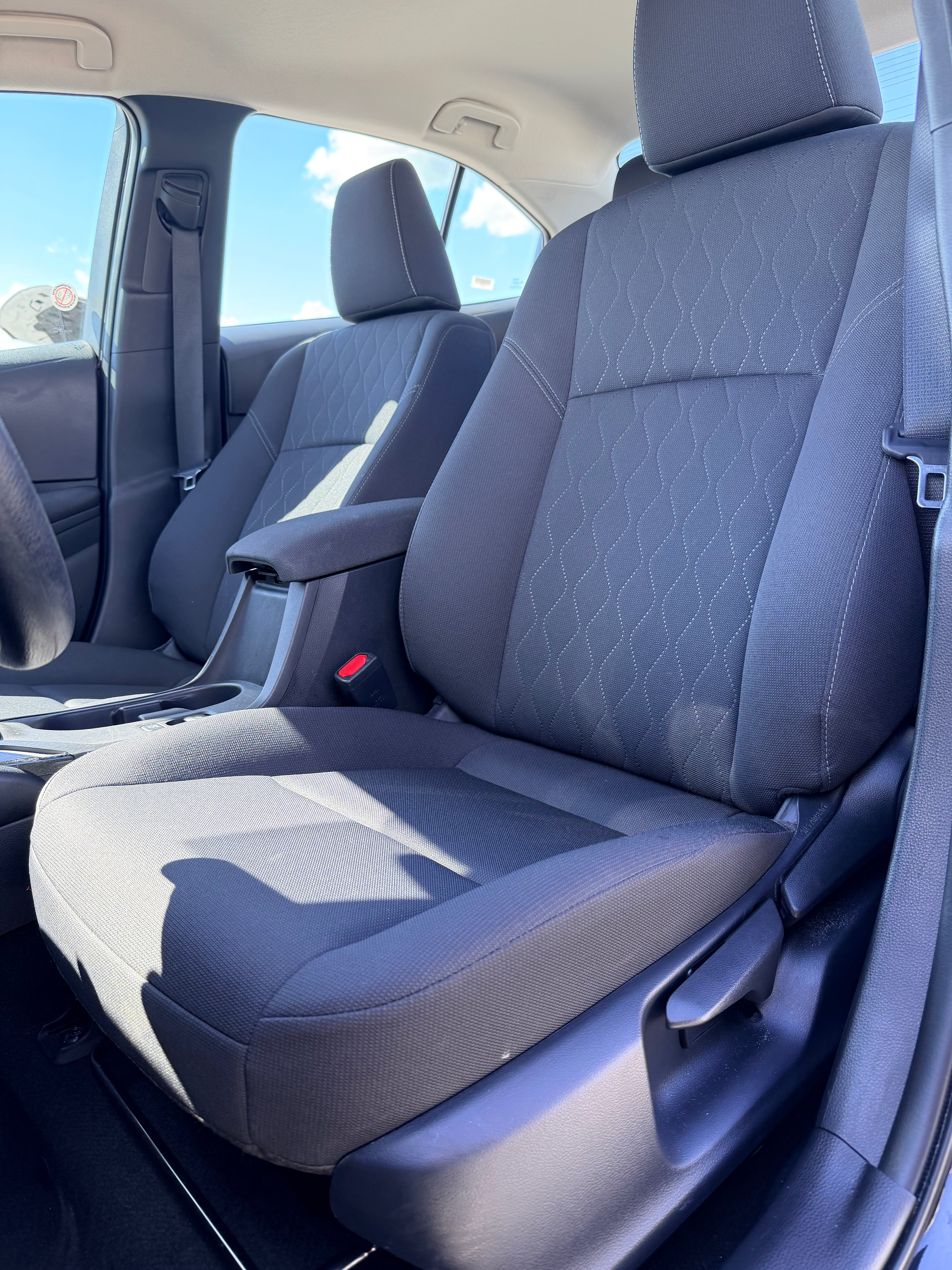 2020-2025 Toyota Corolla LE Front Seats